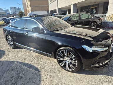 S90