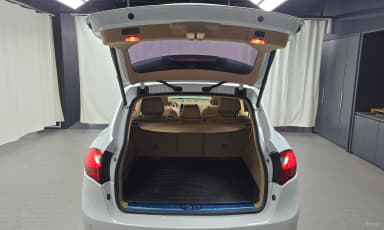 New Cayenne