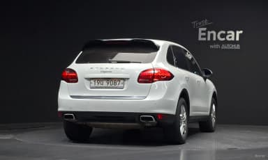 New Cayenne