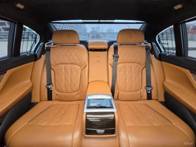 7 Series (G11)