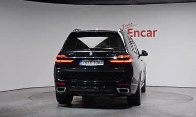 X7 (G07)