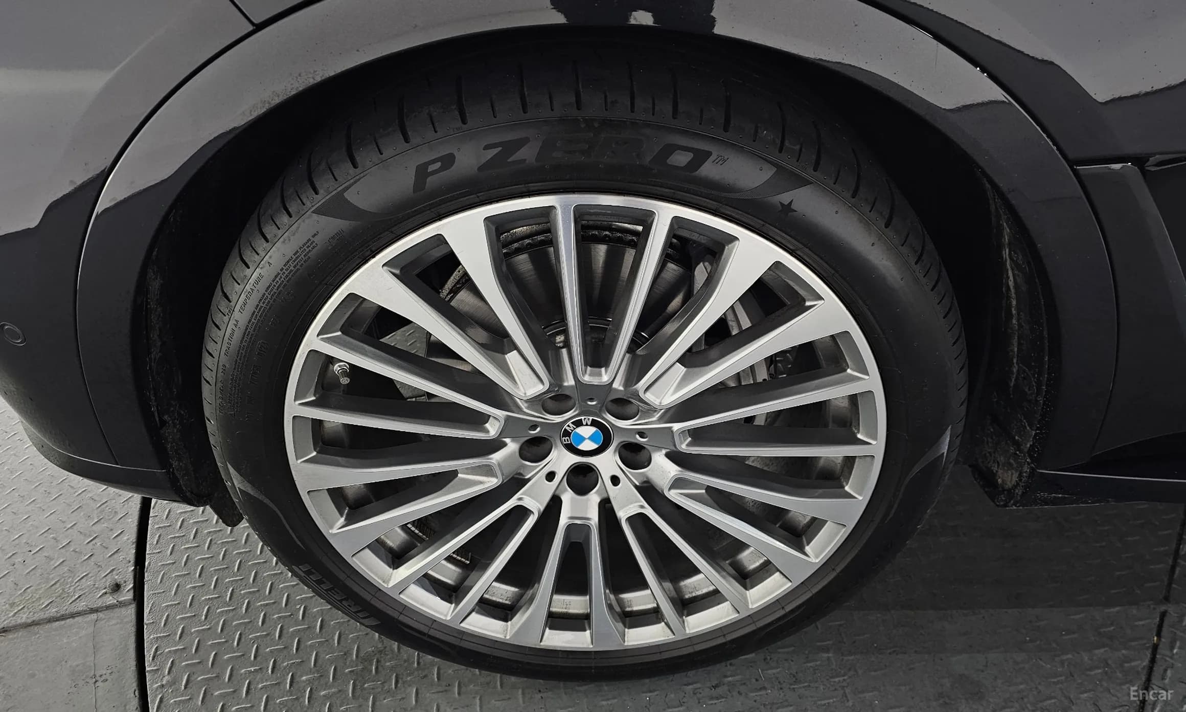 X7 (G07)