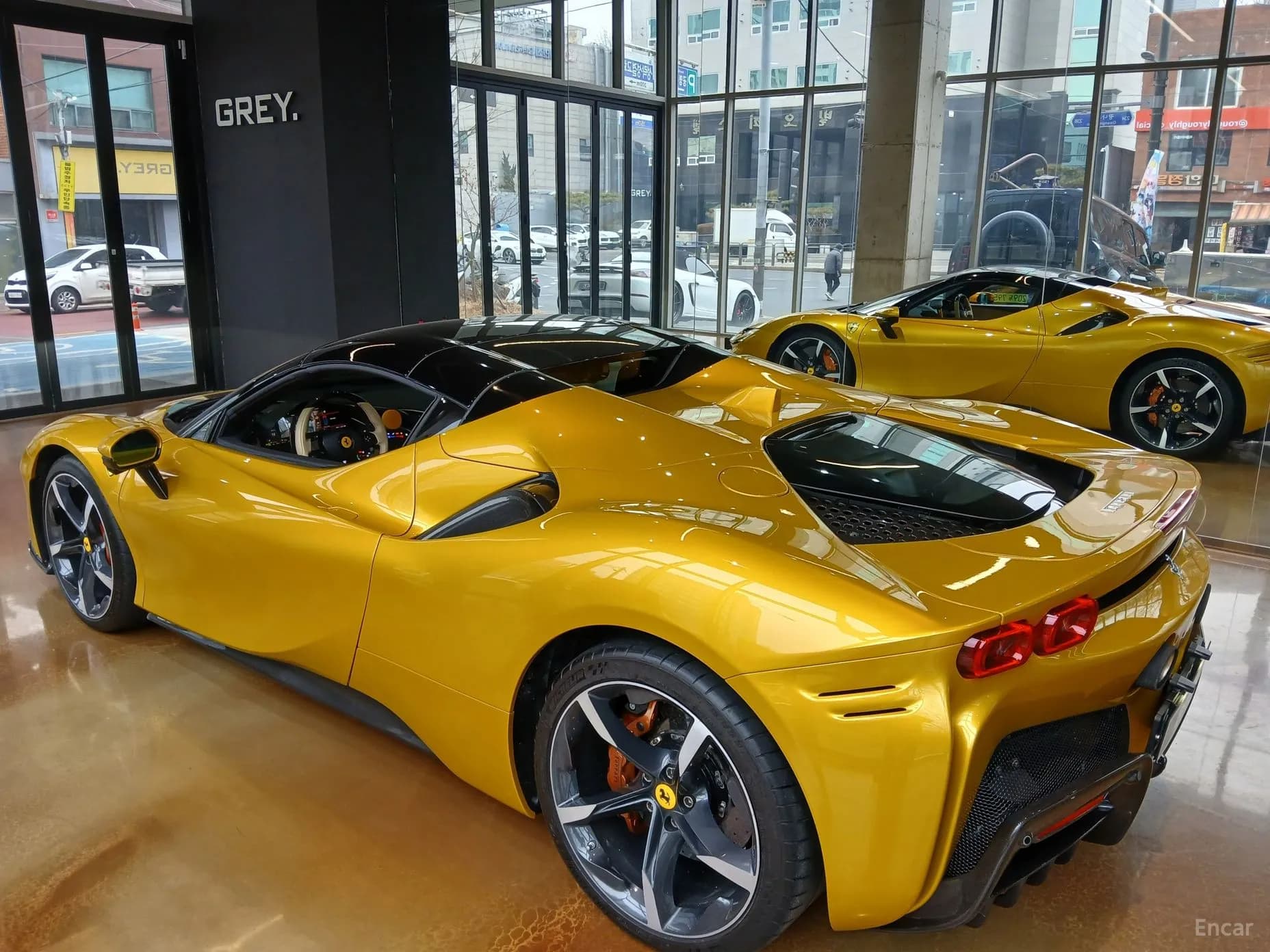 SF90 Spyder