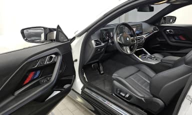 2 Series (G42)