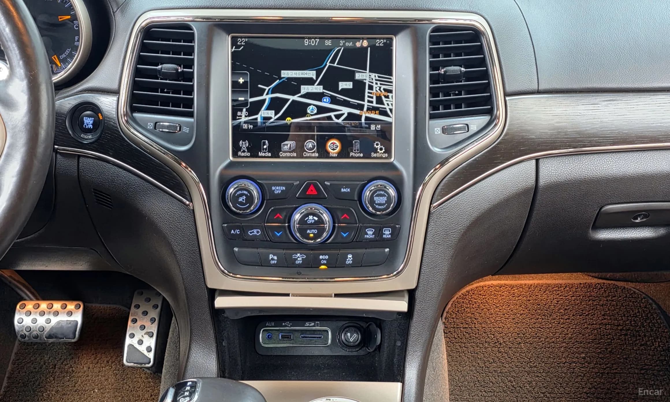 Grand Cherokee