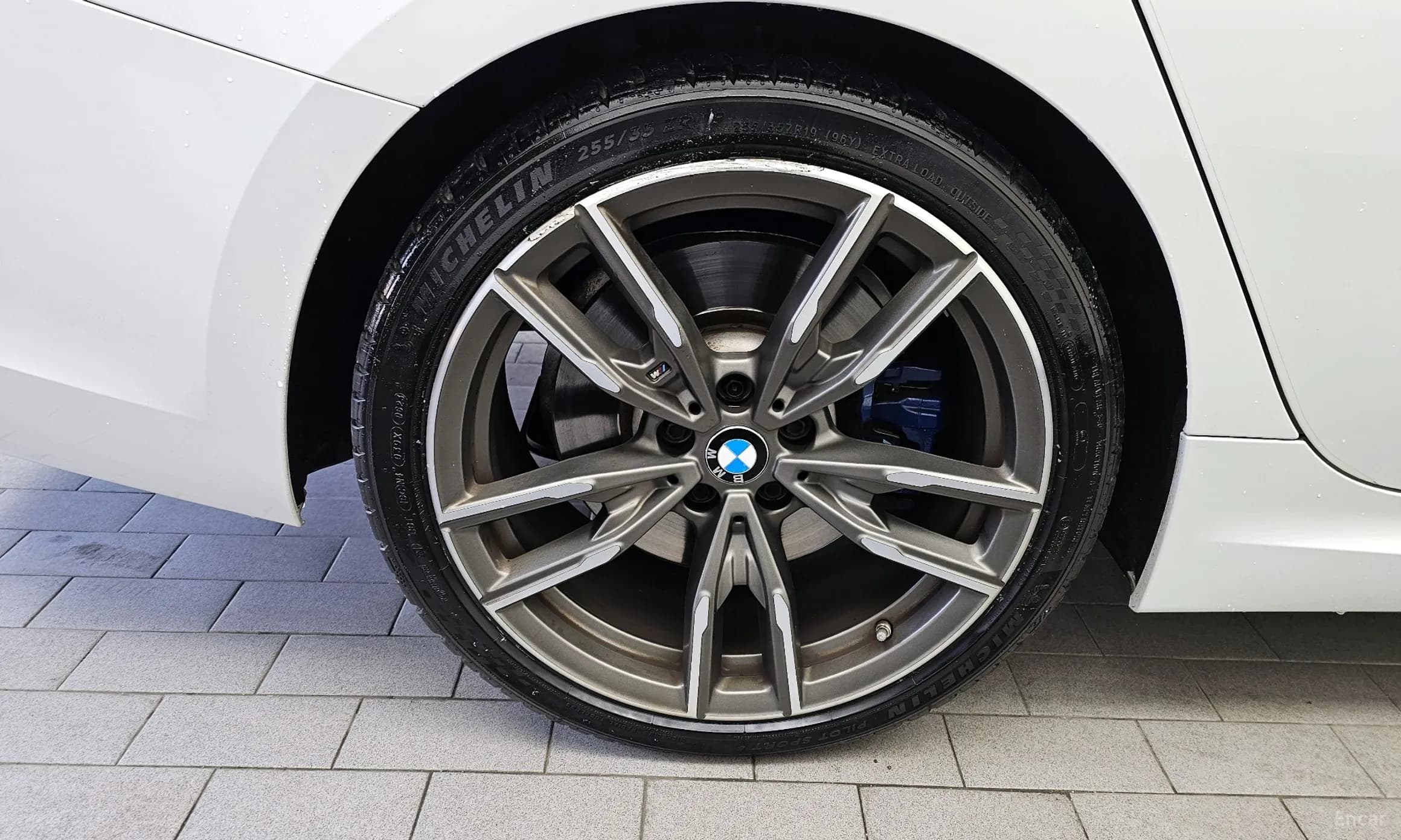 3 Series (G20)