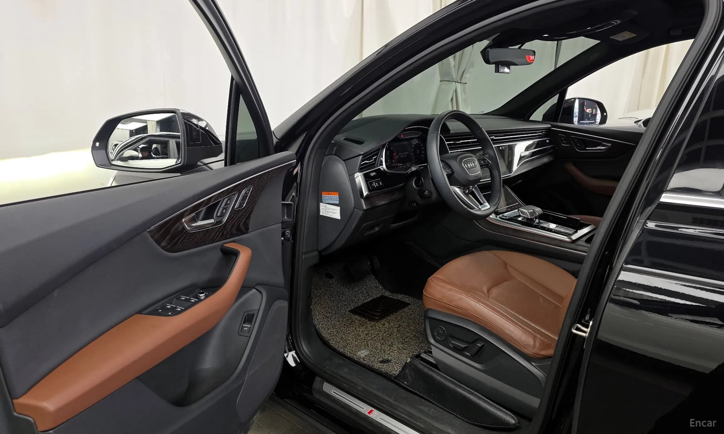 Q7 (4M)
