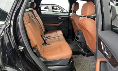 Q7 (4M)