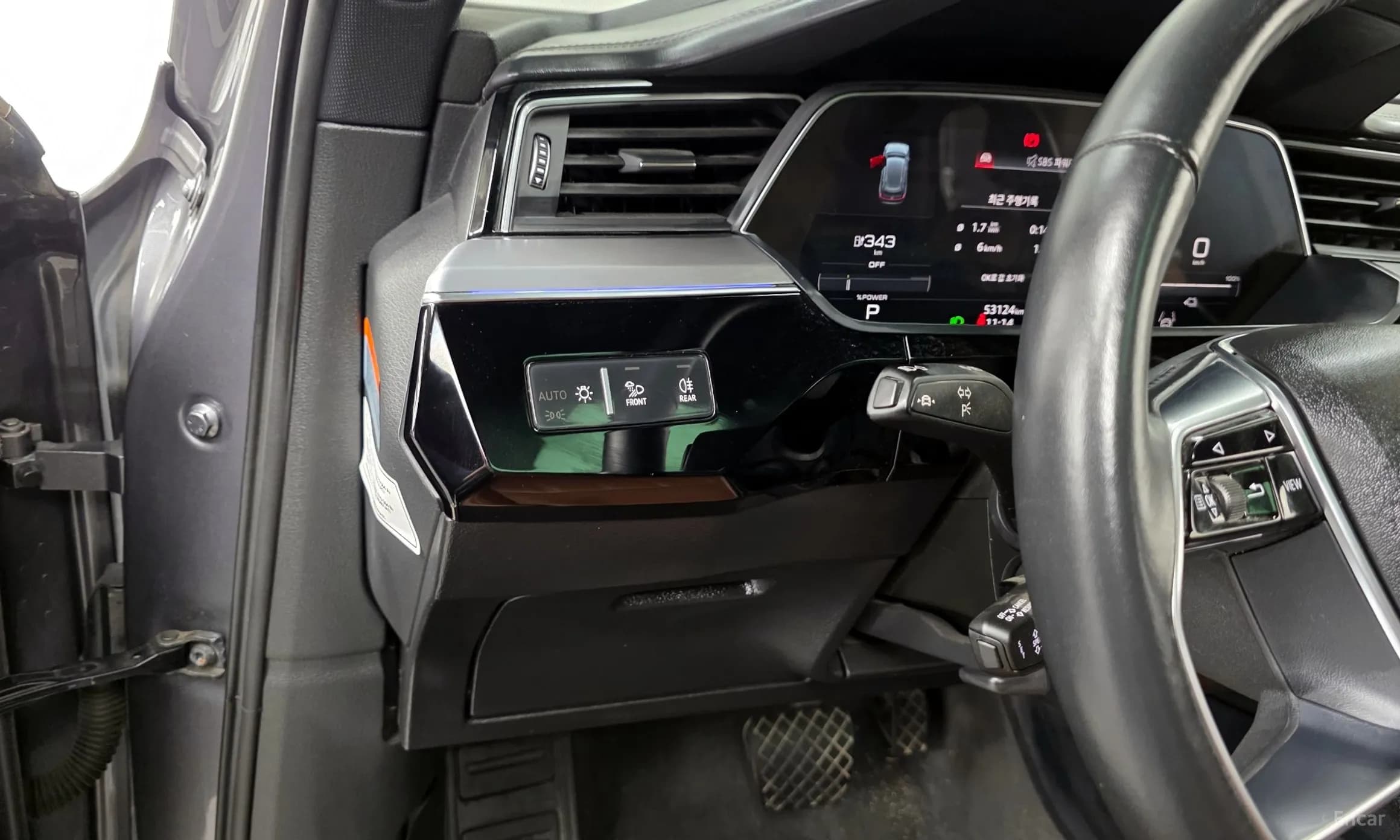 e-tron