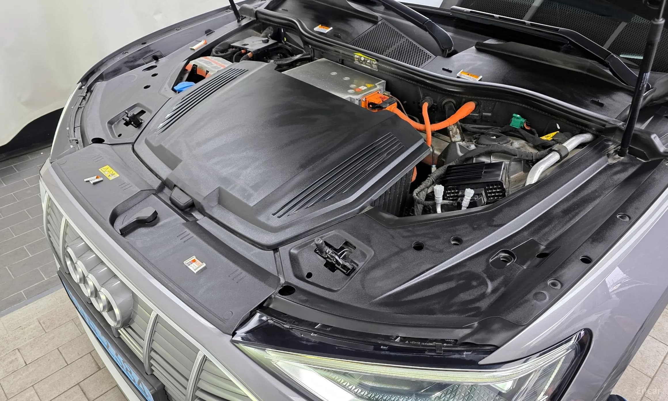 e-tron