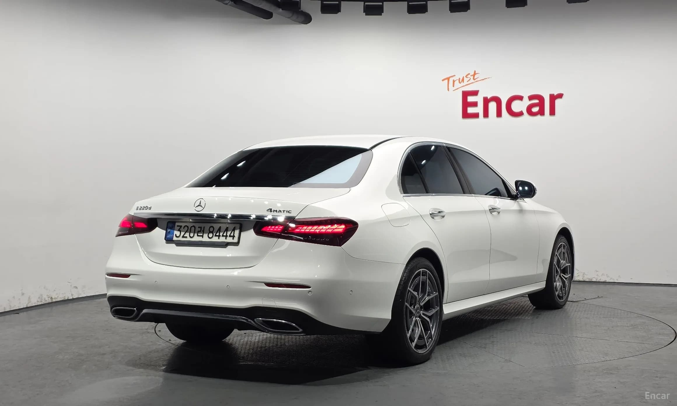 E-Class W213