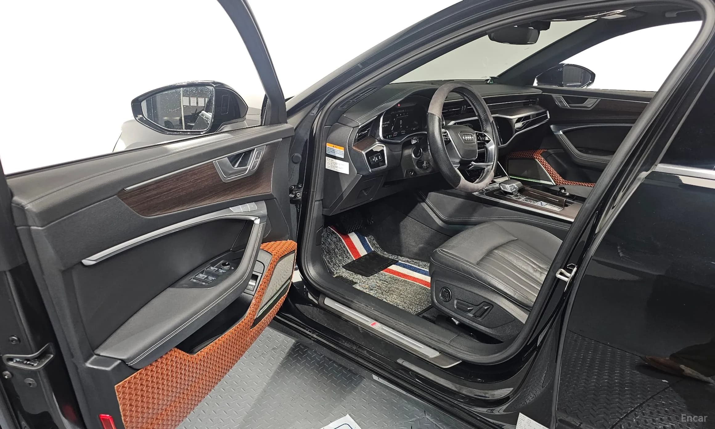 A6 (C8)