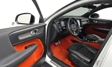 XC40
