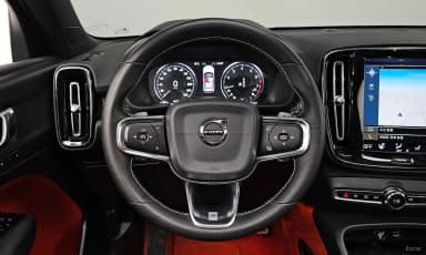 XC40