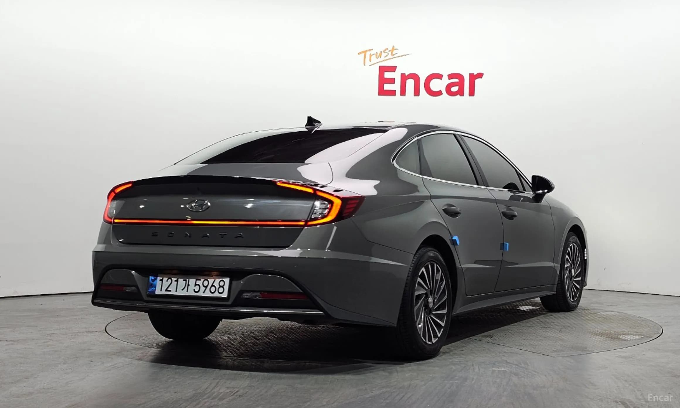 Sonata Hybrid (DN8)