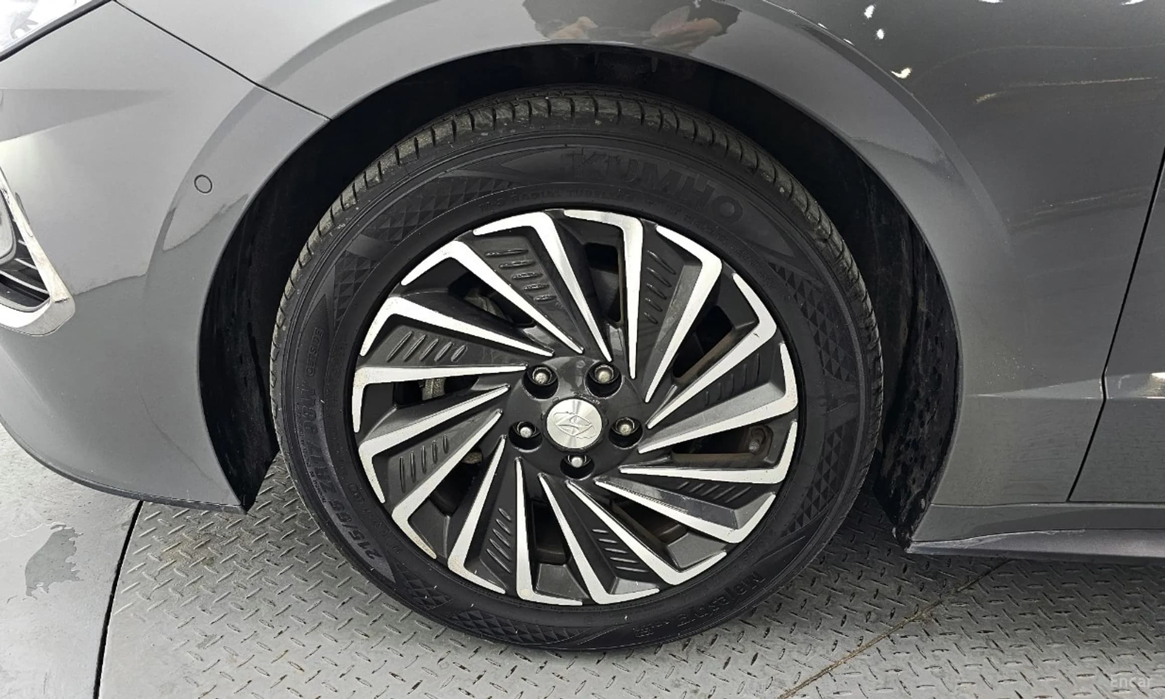 Sonata Hybrid (DN8)
