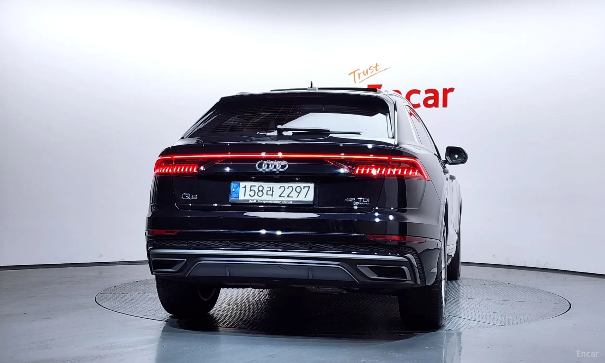 Q8 (4M)