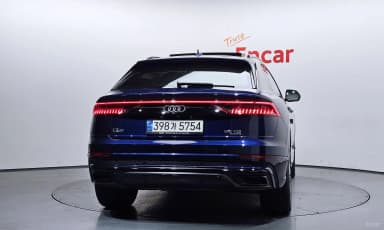 Q8 (4M)