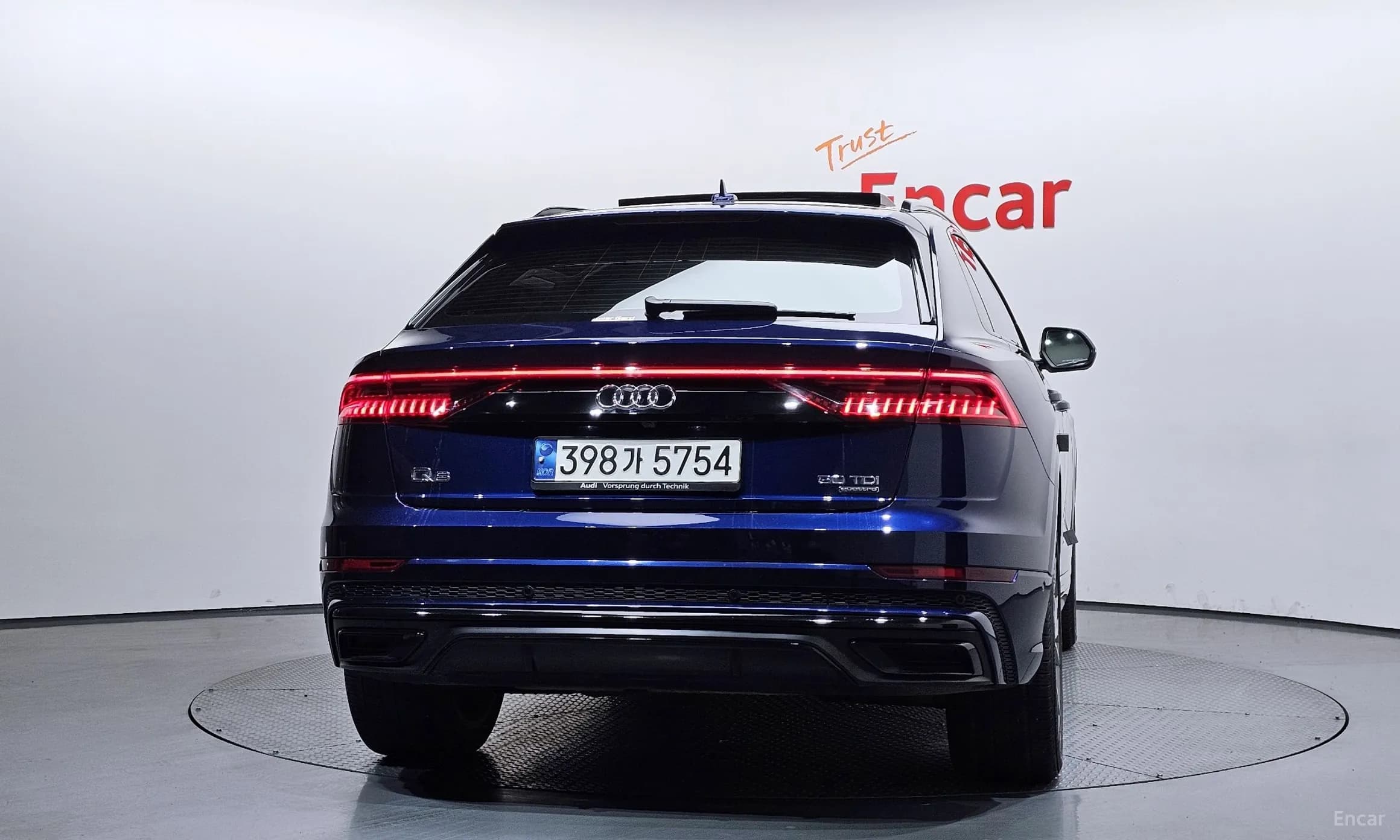Q8 (4M)