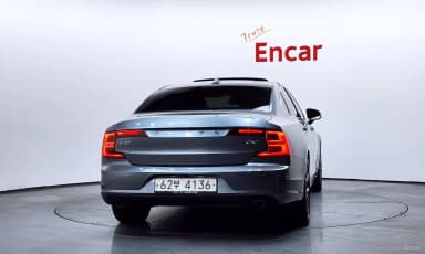 S90
