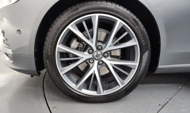 S90