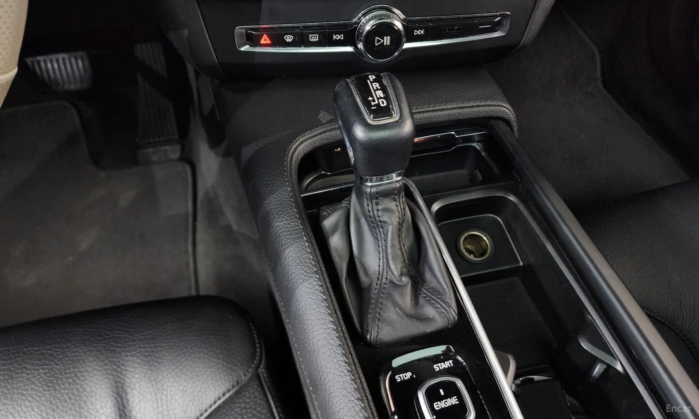 S90