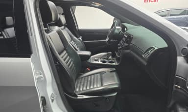 Grand Cherokee