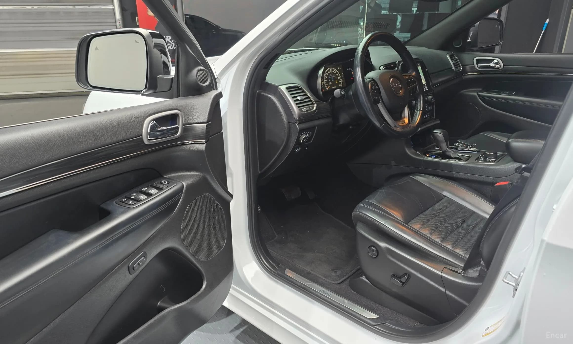 Grand Cherokee