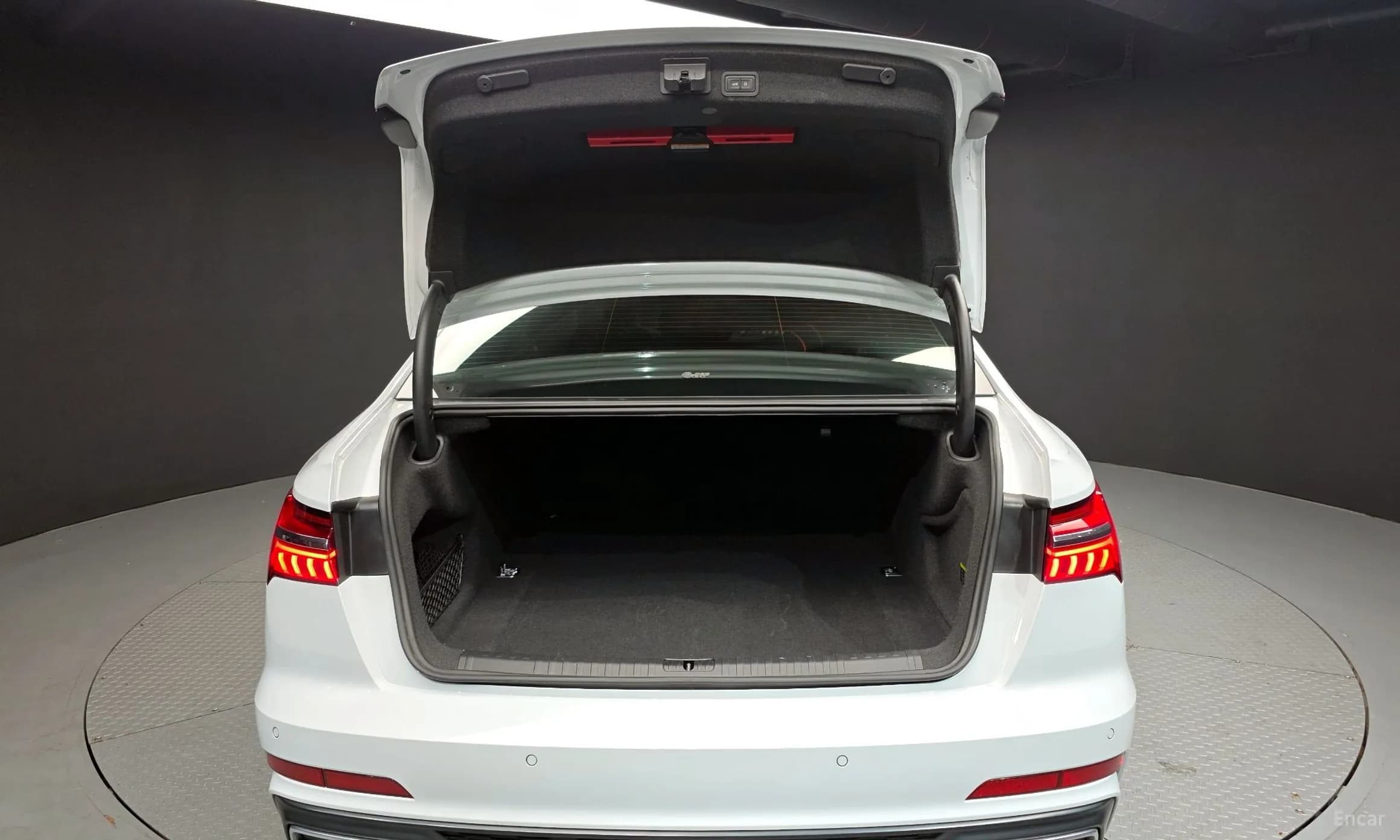 A6 (C8)