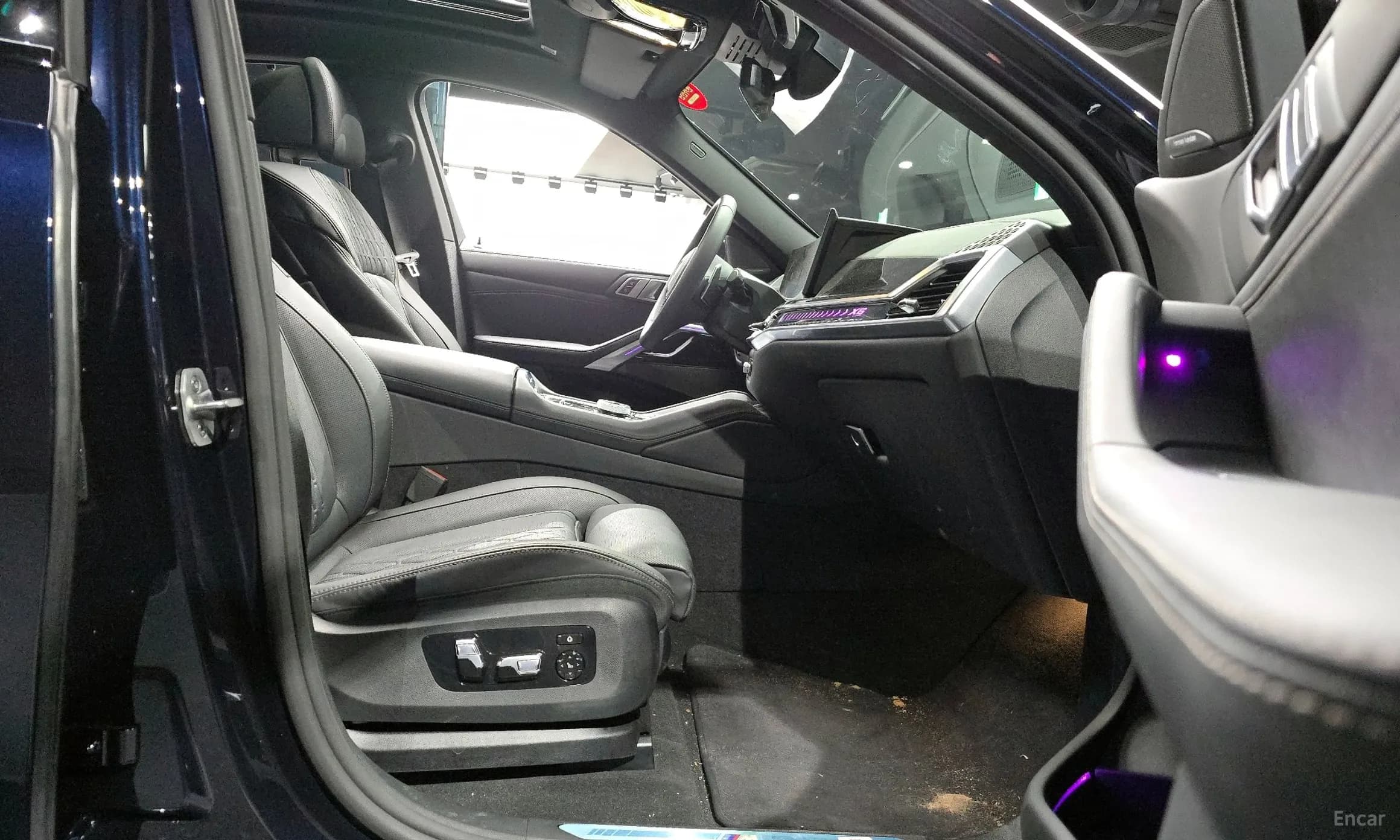 X6 (G06)