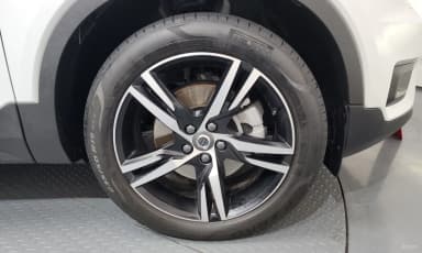 XC40