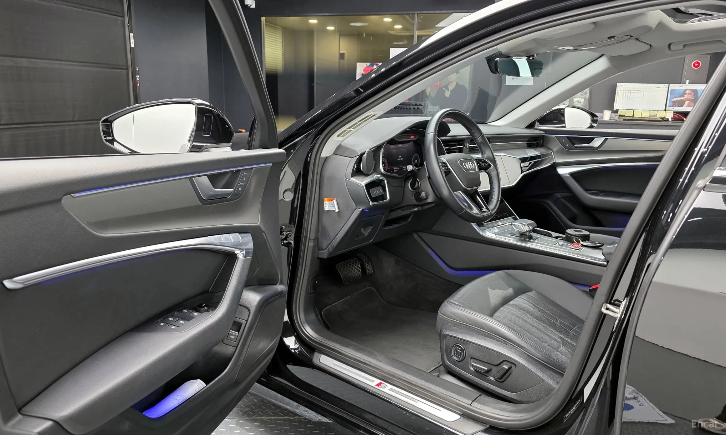A6 (C8)