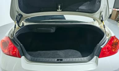 G37