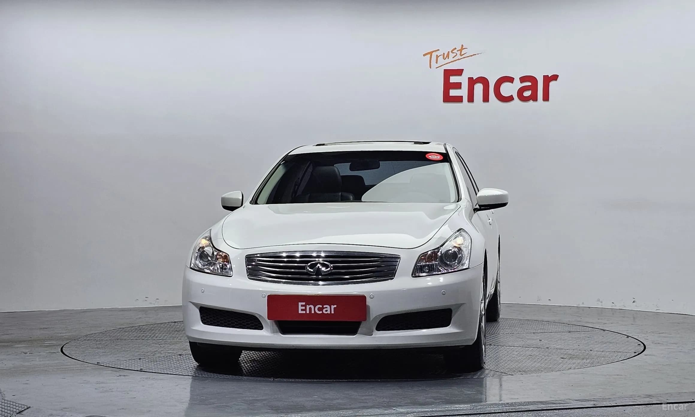 G37