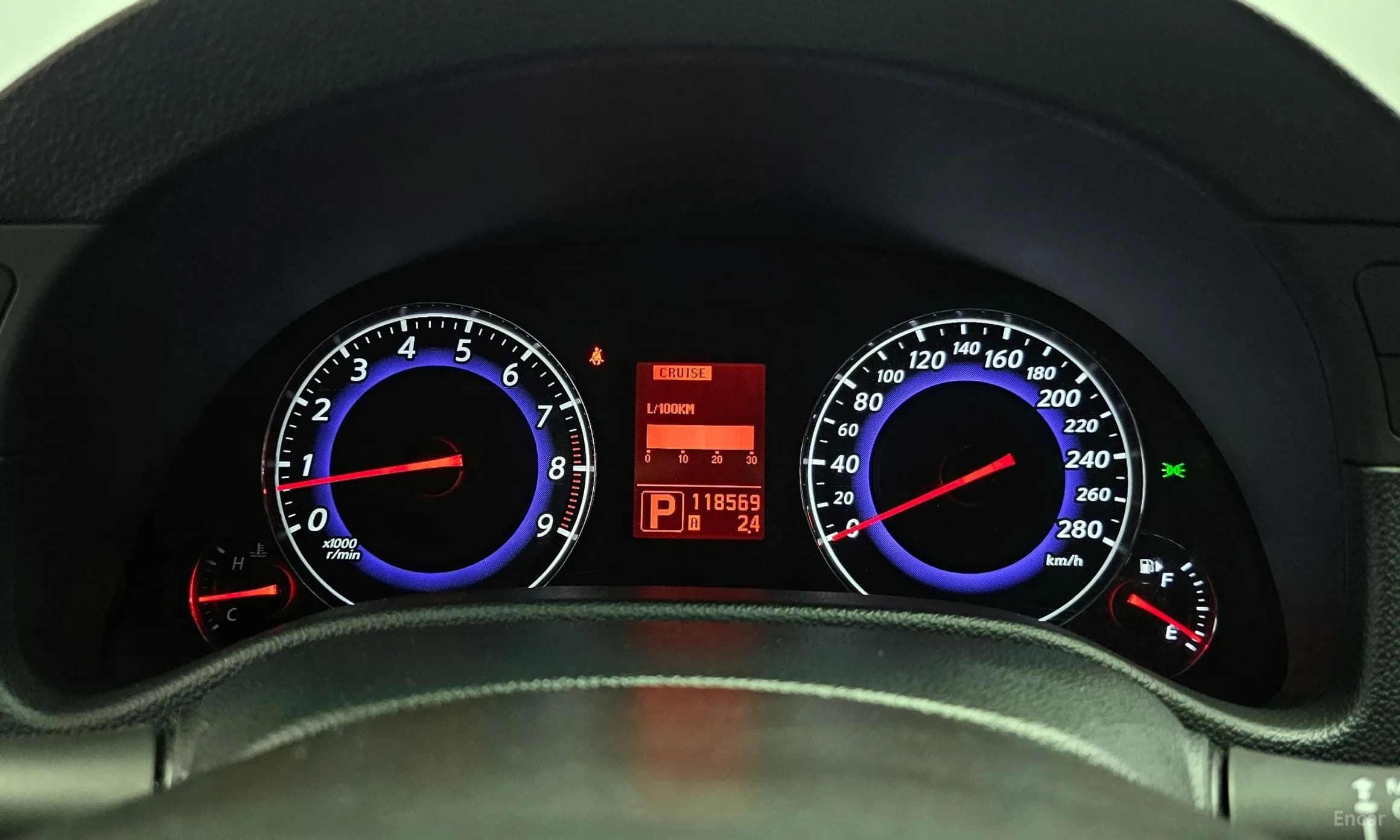 G37