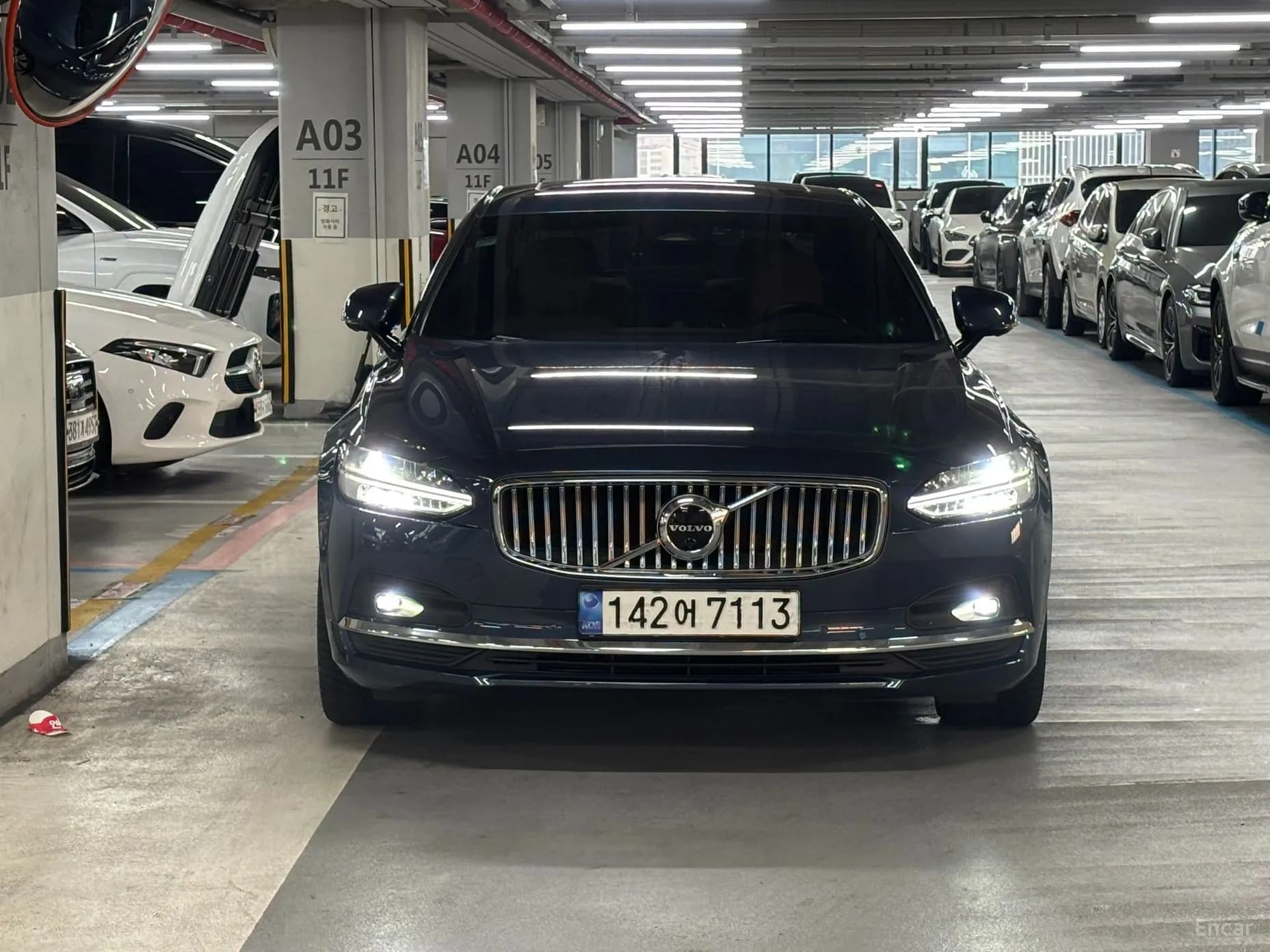 S90