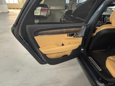 S90