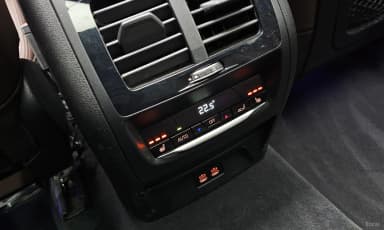 X3 (G01)
