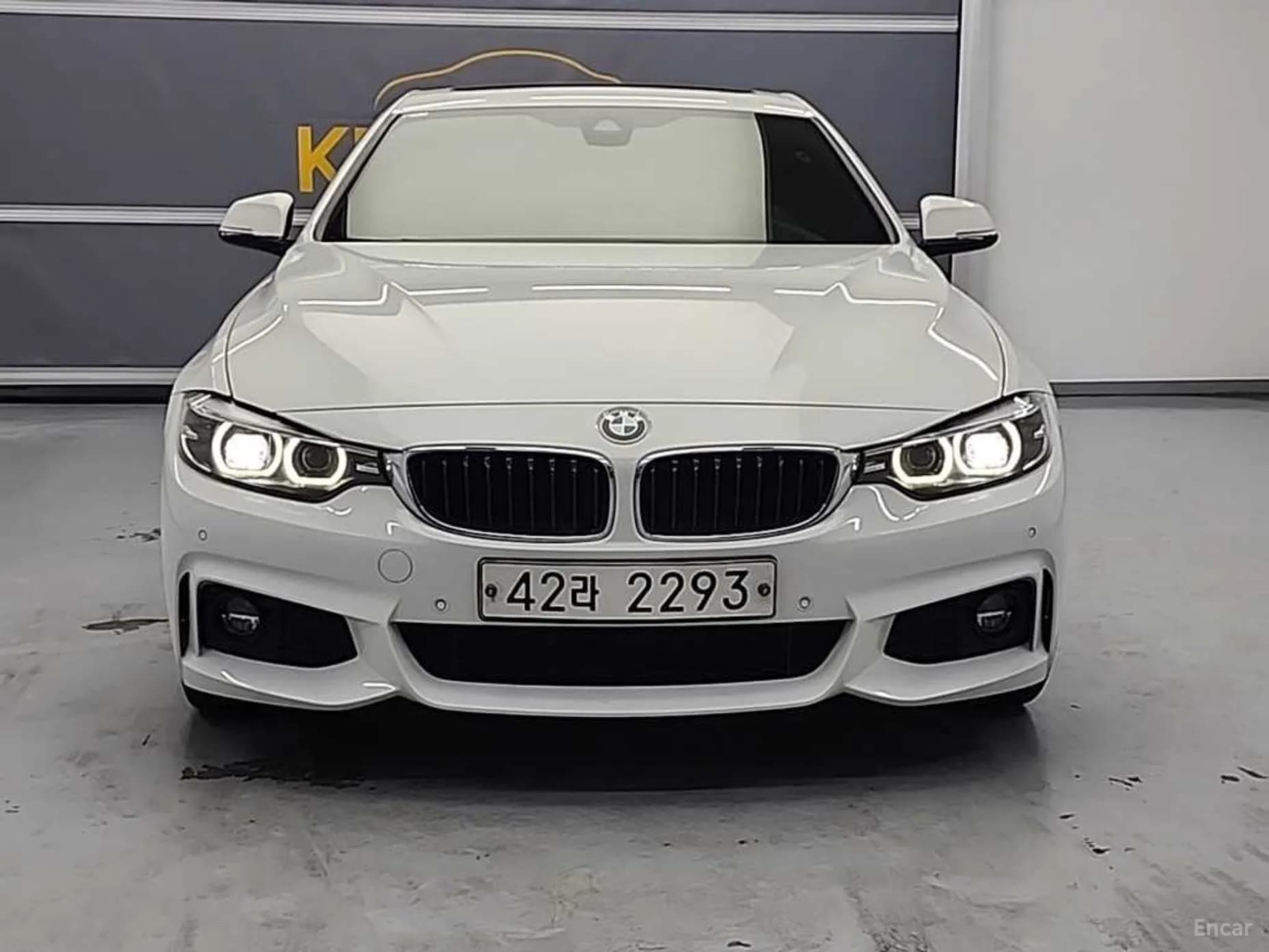 Series 4 (F32)