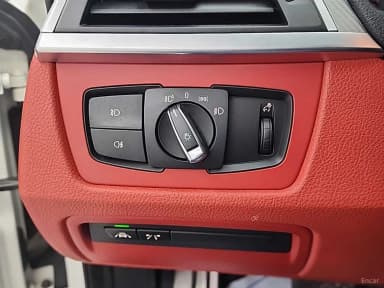 Series 4 (F32)