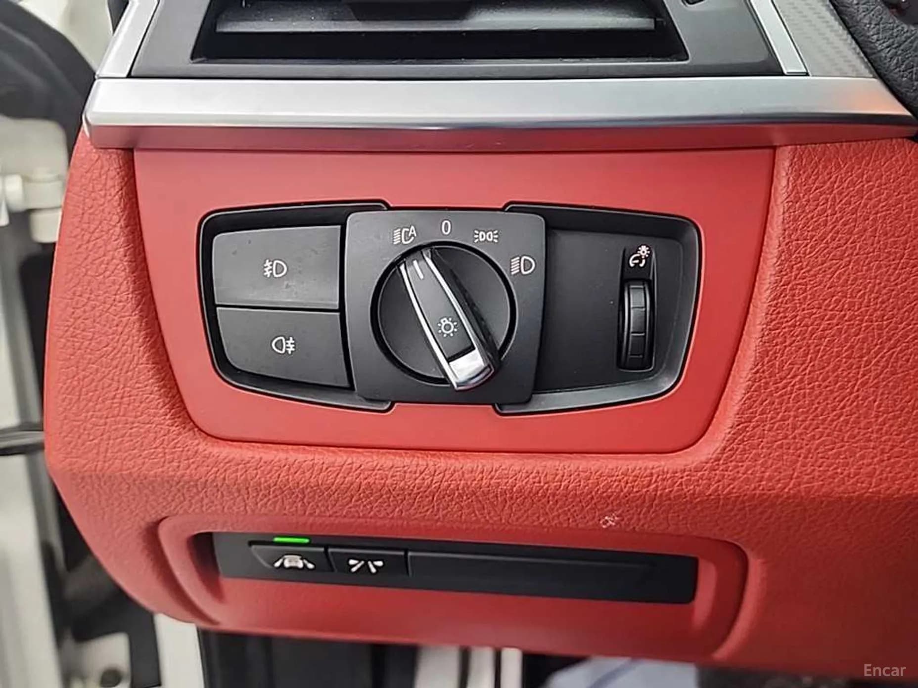 Series 4 (F32)