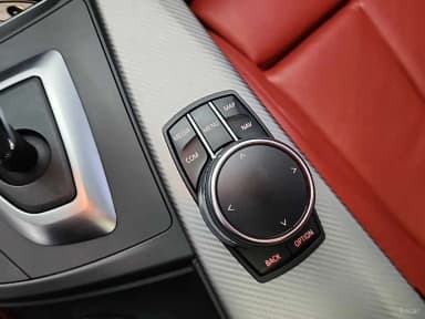Series 4 (F32)