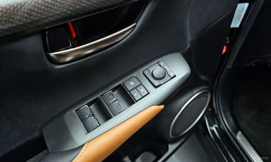 NX300h