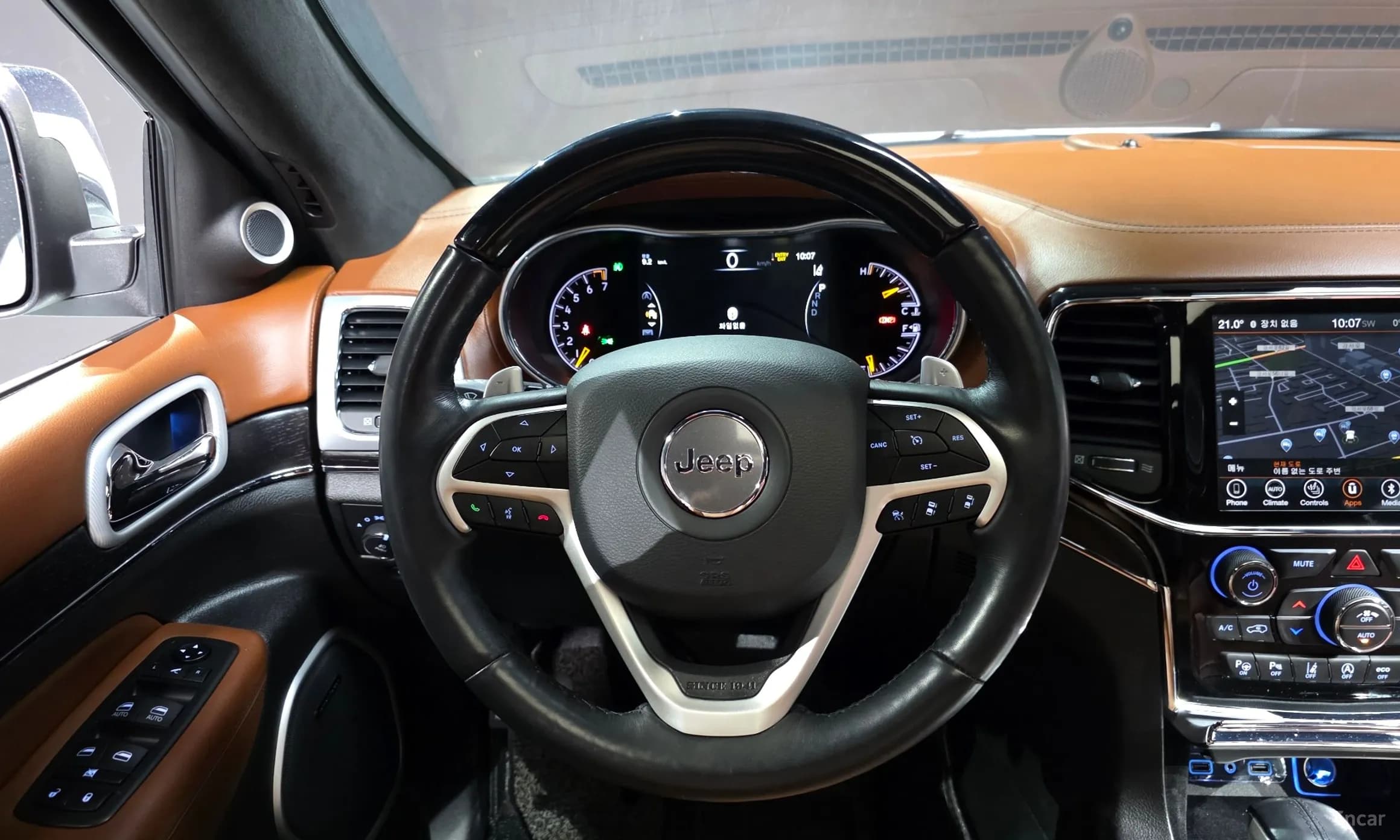 Grand Cherokee