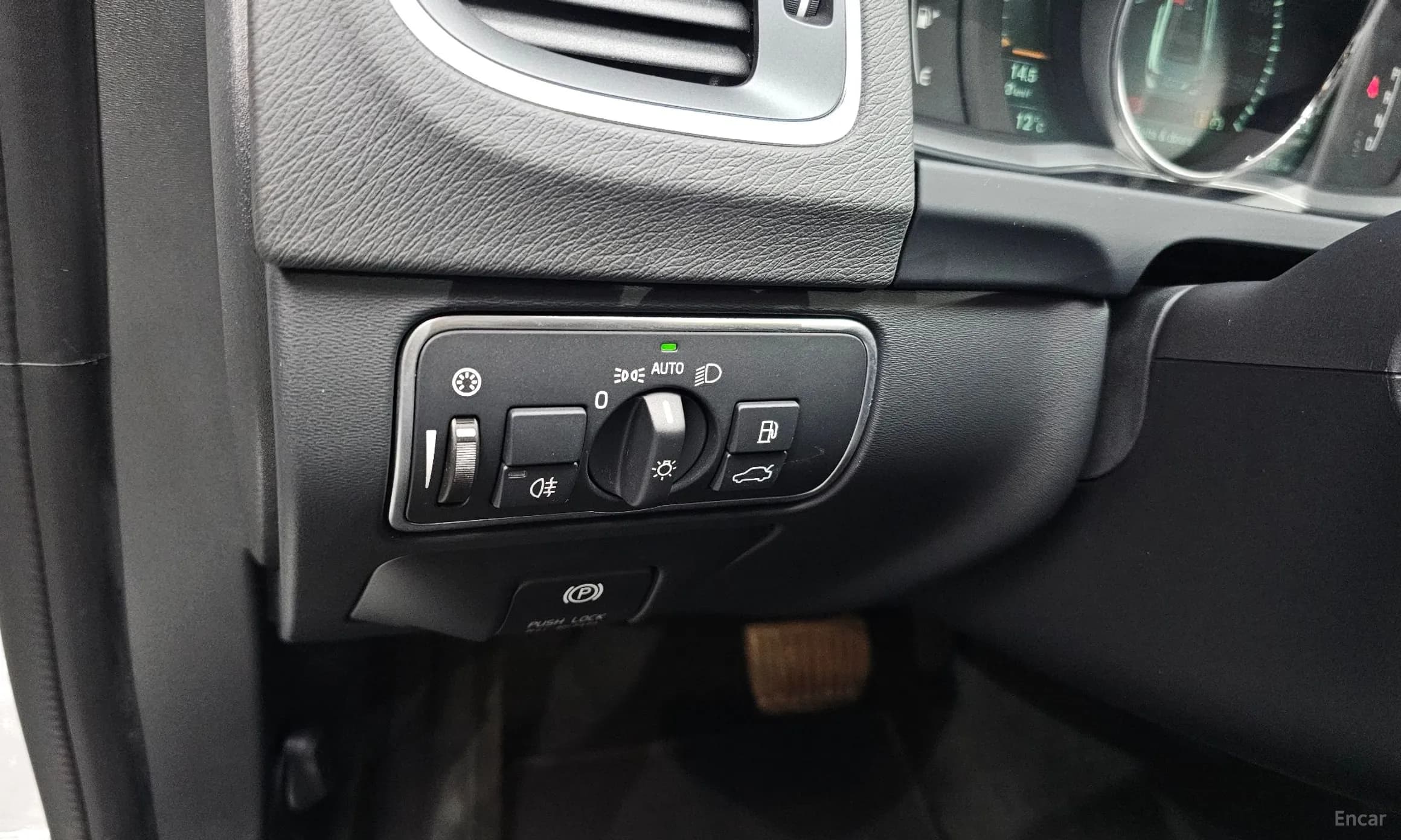 S60