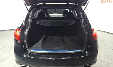 New Cayenne