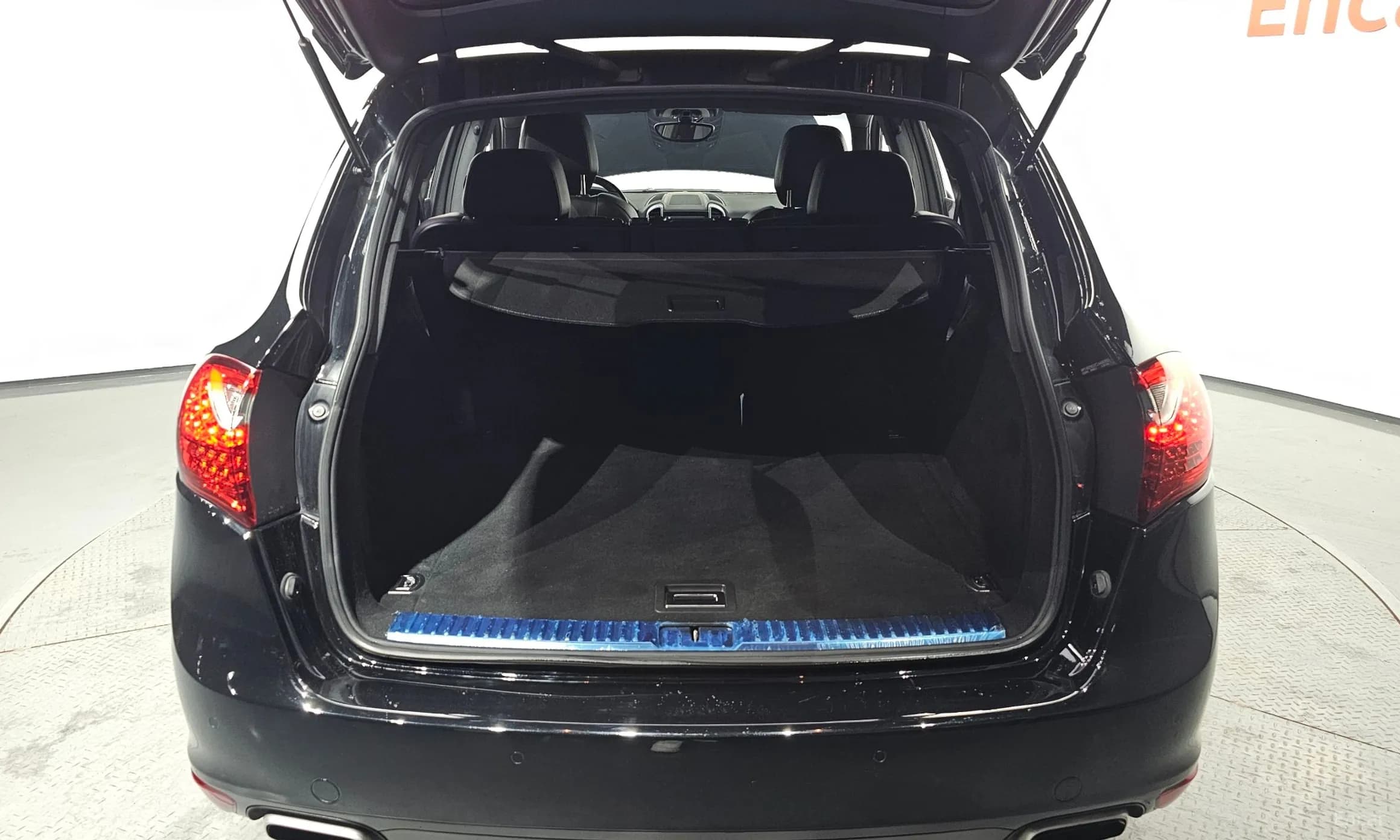 New Cayenne