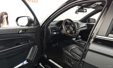 Rexton Sports Khan