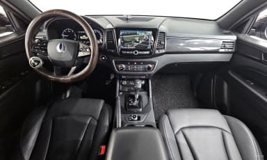 Rexton Sports Khan