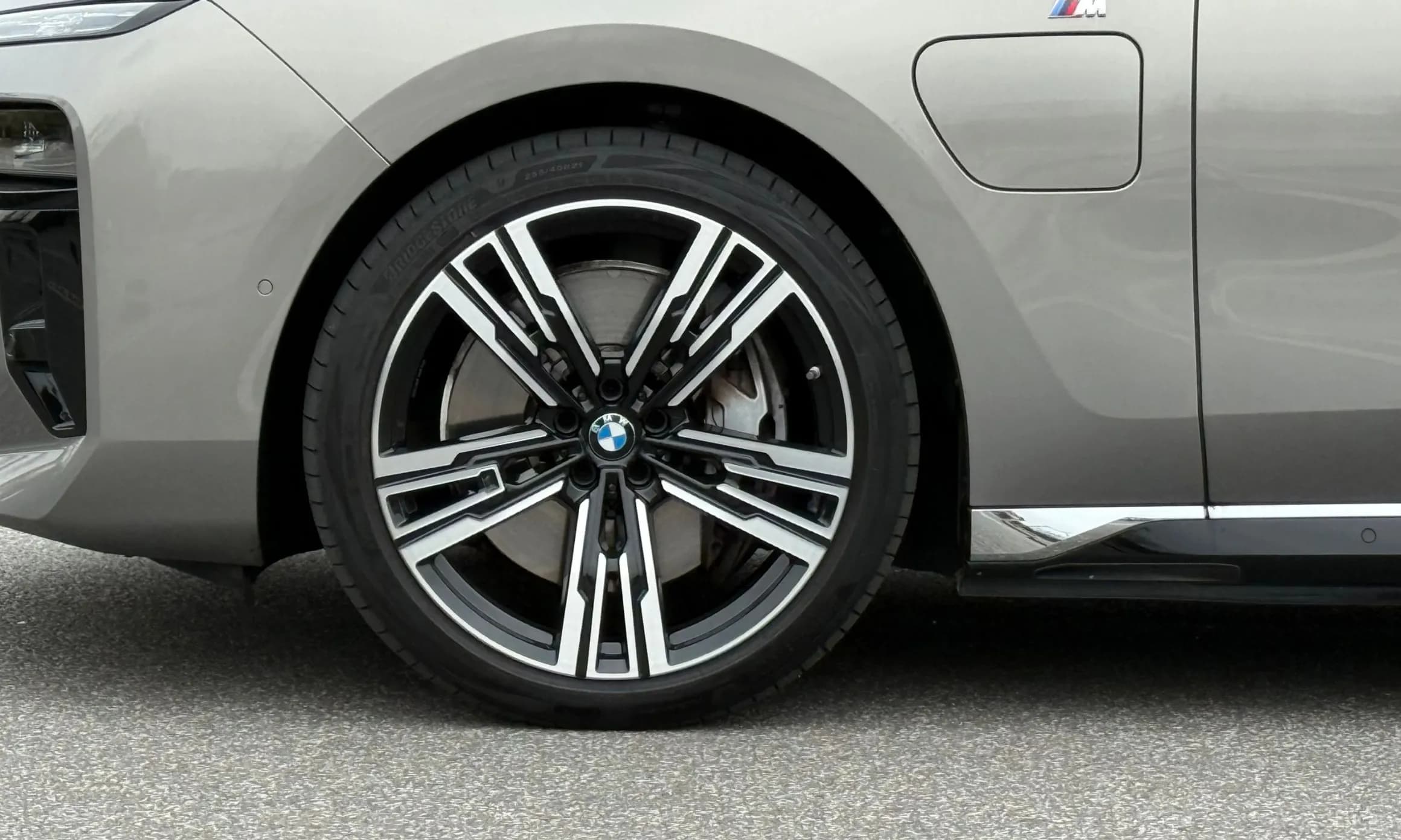 7 Series (G70)